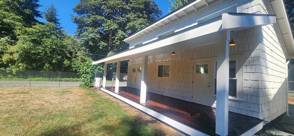 Building Photo - 8113 Sand Dollar Ln