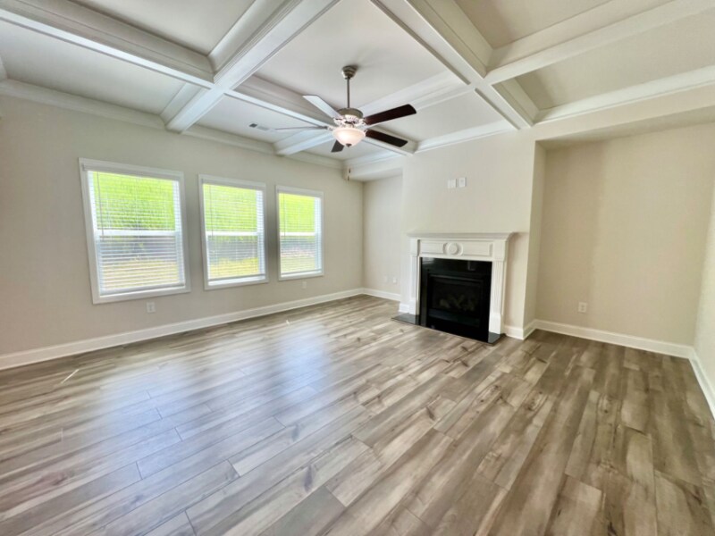 Building Photo - 1612 Dover Creek Ln