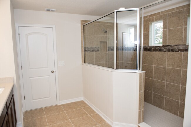 Building Photo - 17361 Bal Harbour Dr