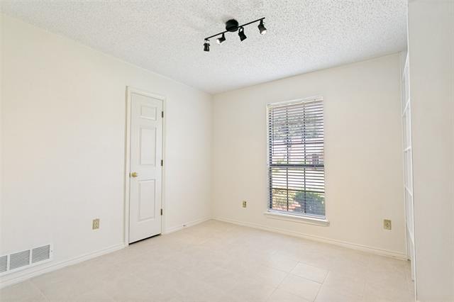Building Photo - 4216 Marshall Ct