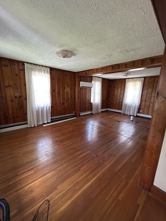 Building Photo - 12200 Leetown Rd