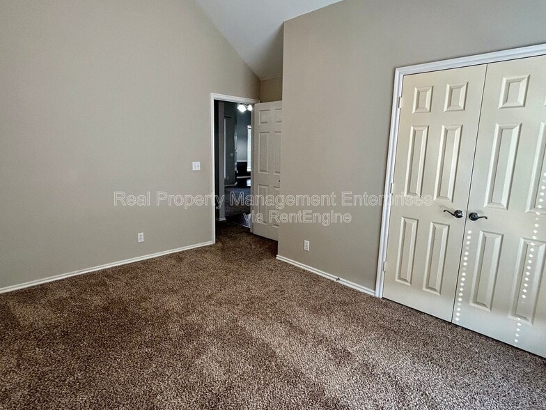 Building Photo - 1905 NW 177th Terrace