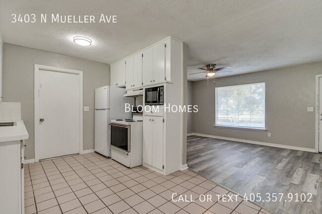 Building Photo - 3403 N Mueller Ave