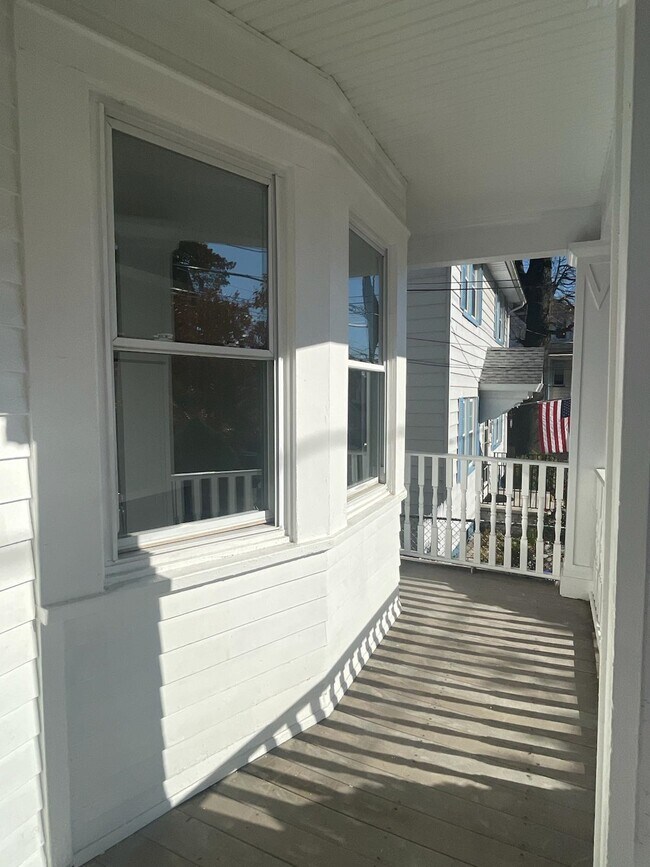 Building Photo - 114 Overlook Ave