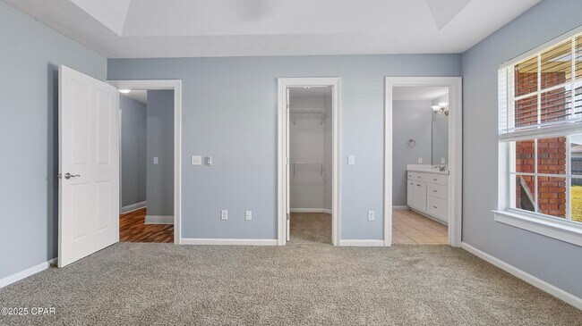 Building Photo - 4806 McCall Ln