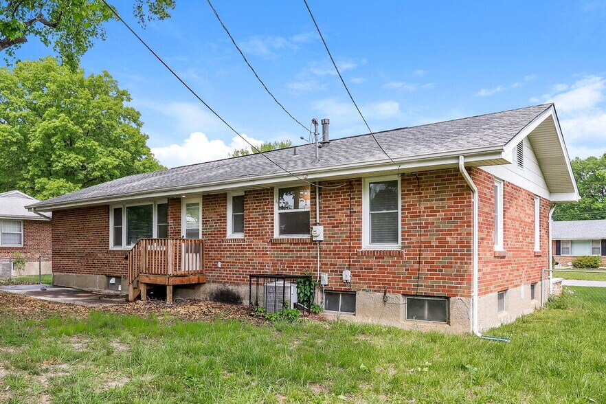 Building Photo - 9609 Griffin Dr