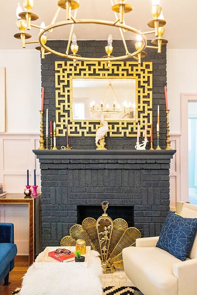 Building Photo - Bull St Bungalow