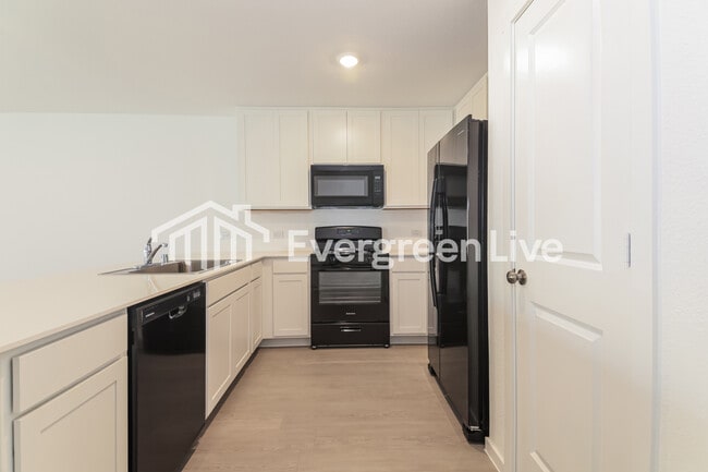 Building Photo - 1025 Calley Pear Trl