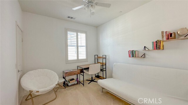 Building Photo - 92 Patria