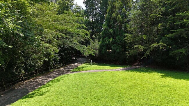 Building Photo - 4 Bed/3 Full Bath Furnished Home in Cary!