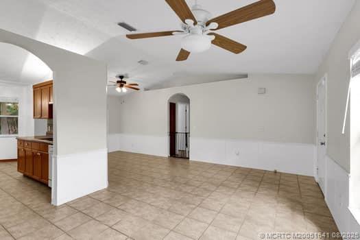 Building Photo - 6250 NW Hacienda Ln