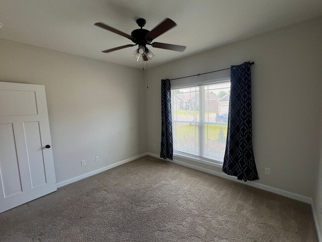 Building Photo - Valley Stream Subdivision!