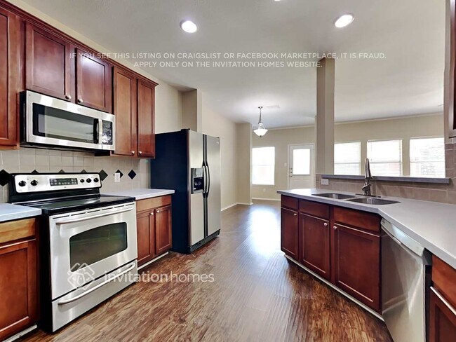 Building Photo - 7471 Gallo