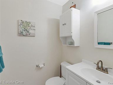 Building Photo - 44521 N Umberland Cir