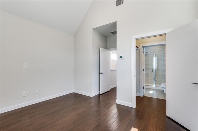 Building Photo - 1155 Crownview Ln