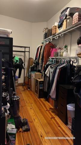 Building Photo - 600 Columbia Rd