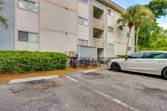 Building Photo - 104 Cordillo Pkwy