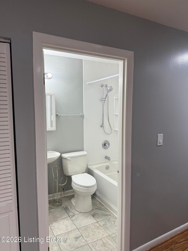 Building Photo - 3706 Glenlea Way