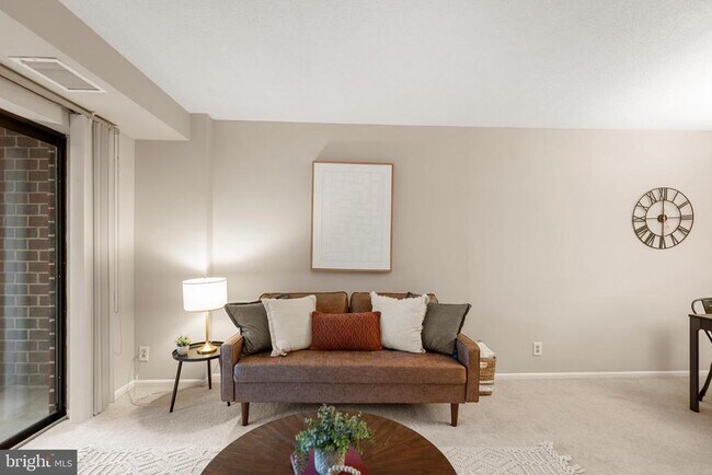 Building Photo - 2100 Langston Blvd.