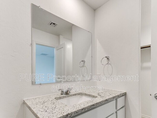 Building Photo - 3311 NW 148th St