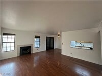 Building Photo - 5070 Jeffreys St