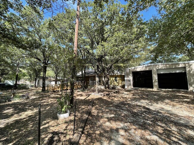 Building Photo - Cute 3 Bed 2 Bath for rent!