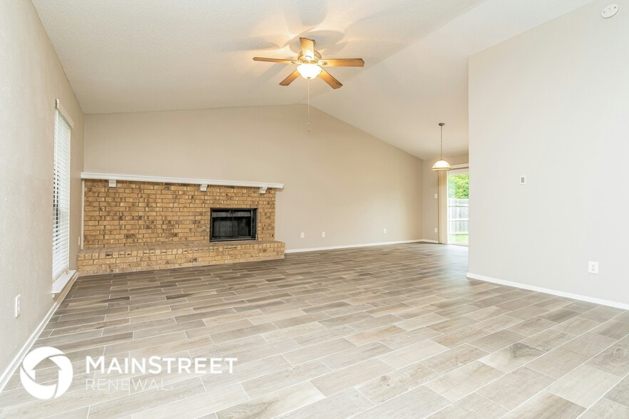 Building Photo - 1712 Homestead St