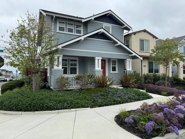 Building Photo - Wonderful Two Story 3 Bedroom Home Located in East Garrison