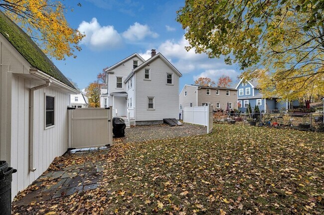 Building Photo - 58 Constance Rd