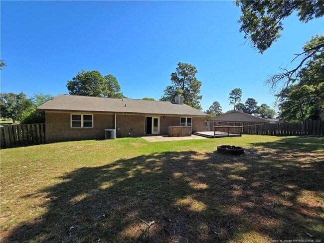 Building Photo - 6911 Wickersham Rd