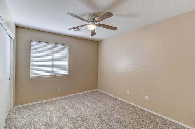 Building Photo - 6932 S Morning Dew Ln