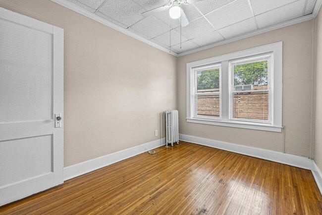 Building Photo - 1625 East Ave