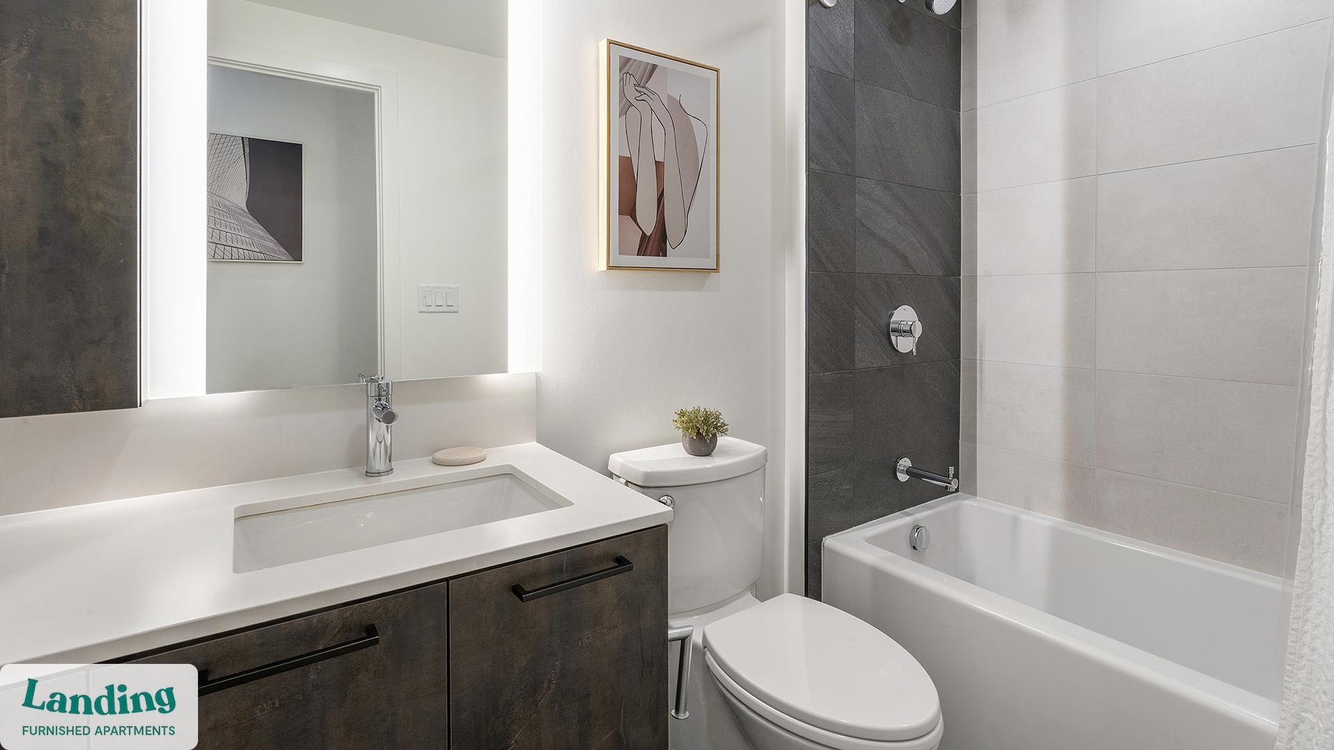 Building Photo - 632 Howard Rd SE