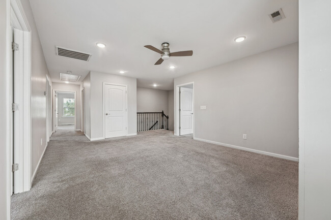 Building Photo - 3356 Bordwell Ridge Dr