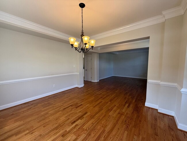 Building Photo - 1525 Old Trail Dr