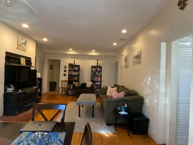 Primary Photo - One and a half bedroom in Brookline