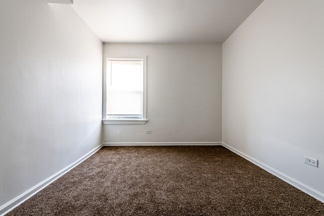 Building Photo - 1249 S Fairfield Ave Chicago, IL 60608