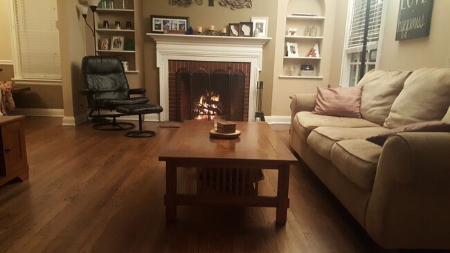 Building Photo - 6004 W Wells St