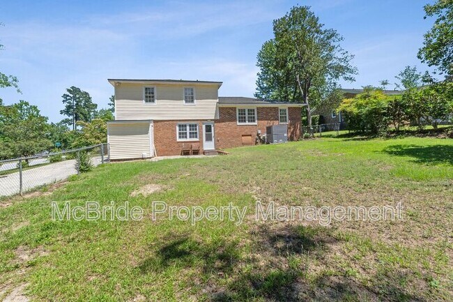 Building Photo - 293 Twin Pines Dr