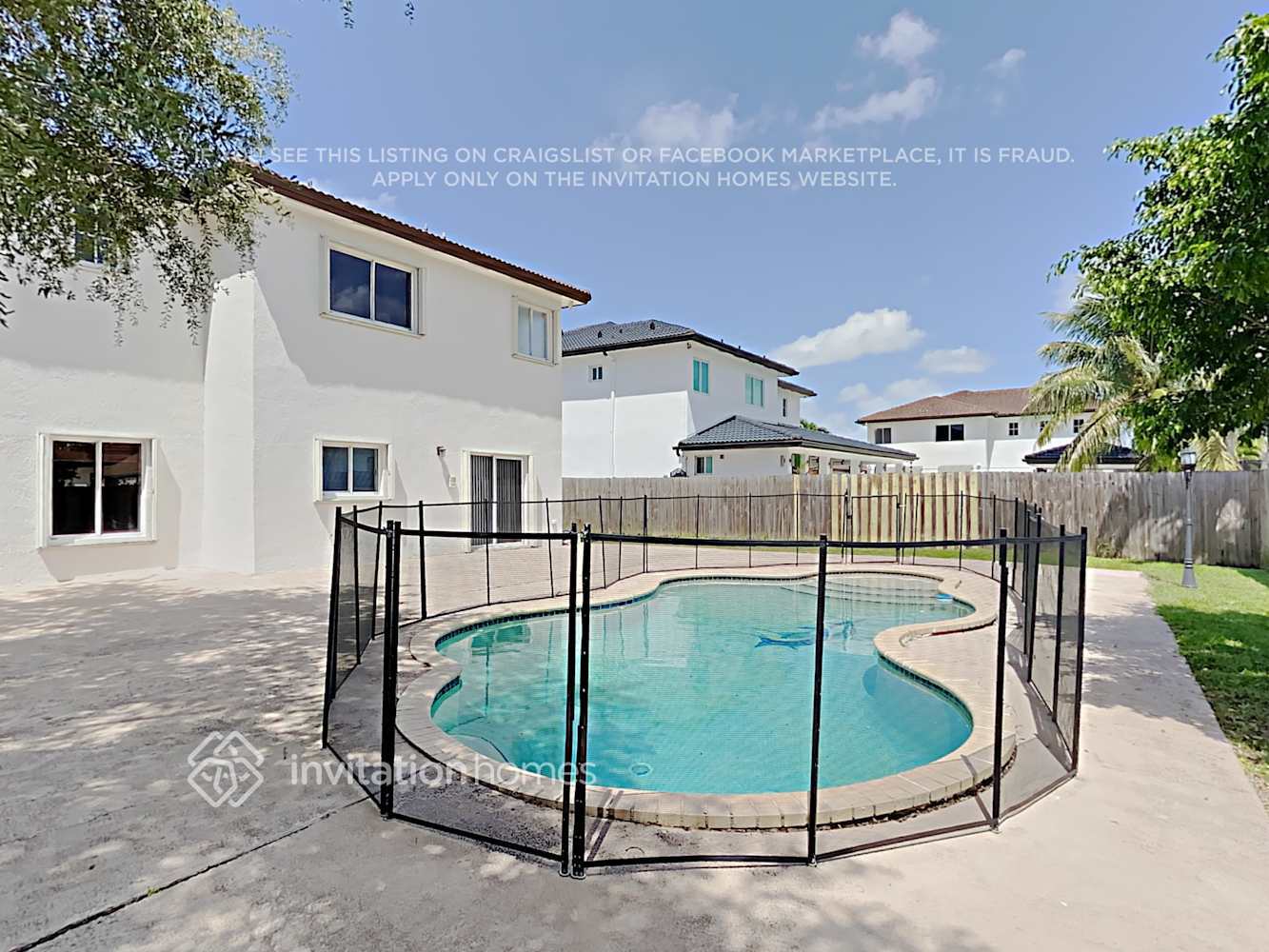 Building Photo - 15680 SW 20th Way
