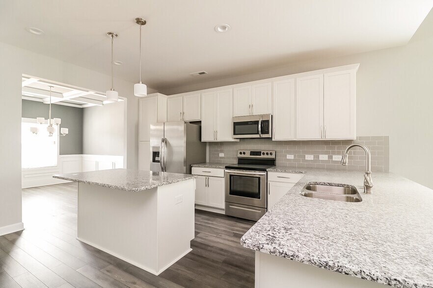 Building Photo - 308 McKenzie Pl