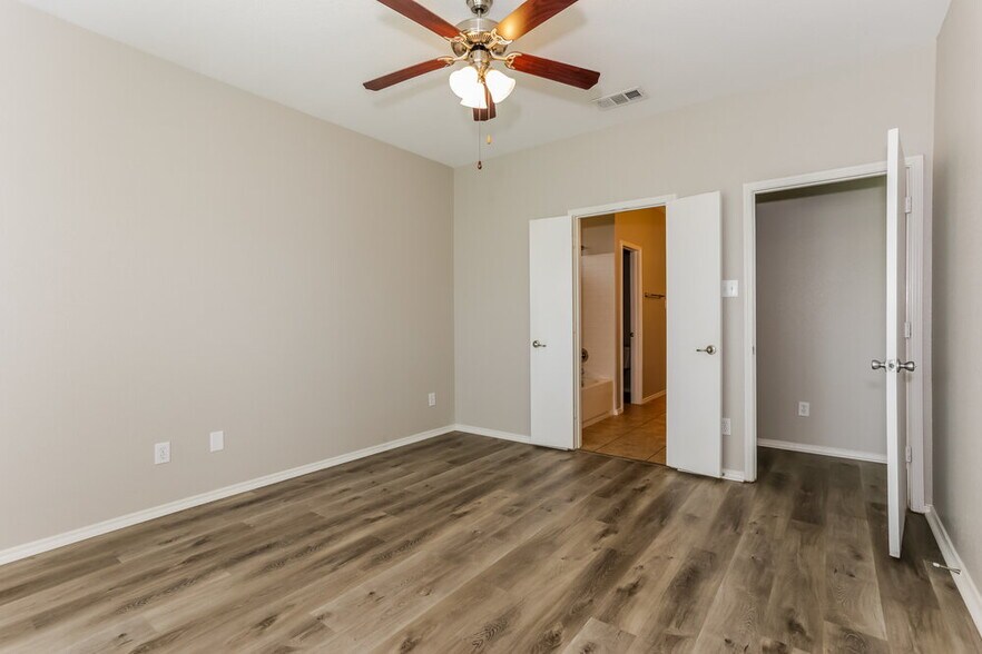 Building Photo - 1124 Kielder Cir