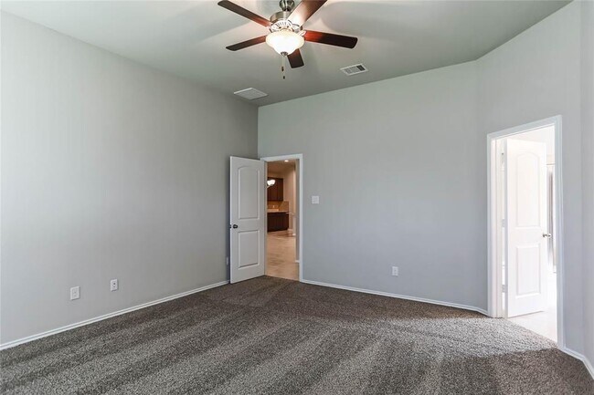 Building Photo - 23822 Piedmont Forest Dr