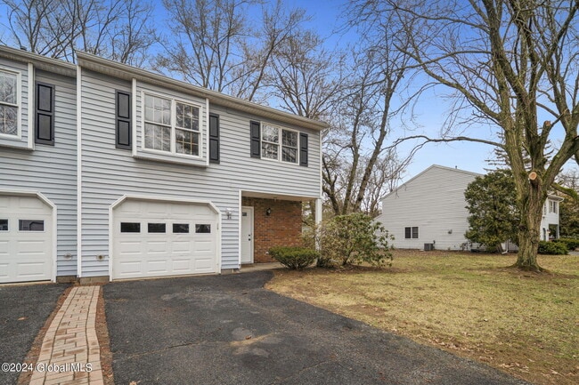 Building Photo - 3 Terry Ct