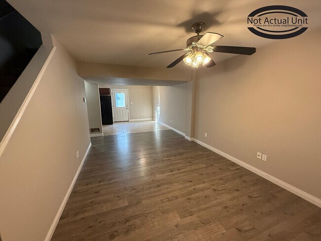 Building Photo - 7461 Arratt Ct