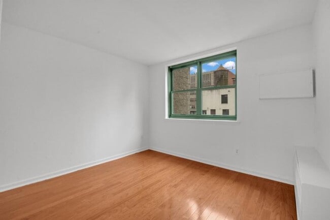Building Photo - 1 bedroom in New York NY 10010