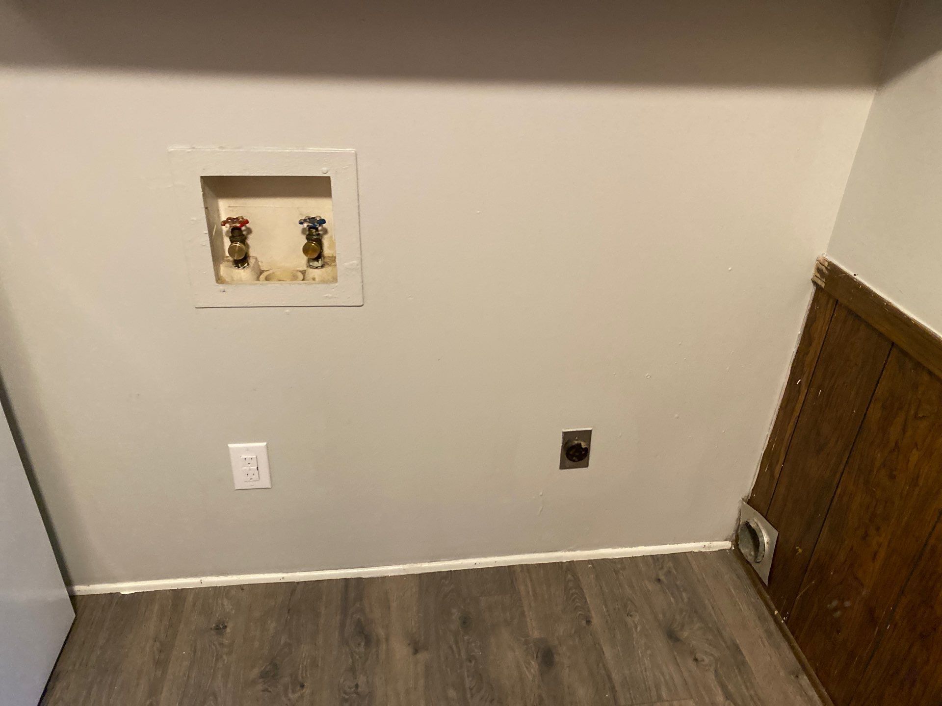 Building Photo - 35 Rossfield Cv