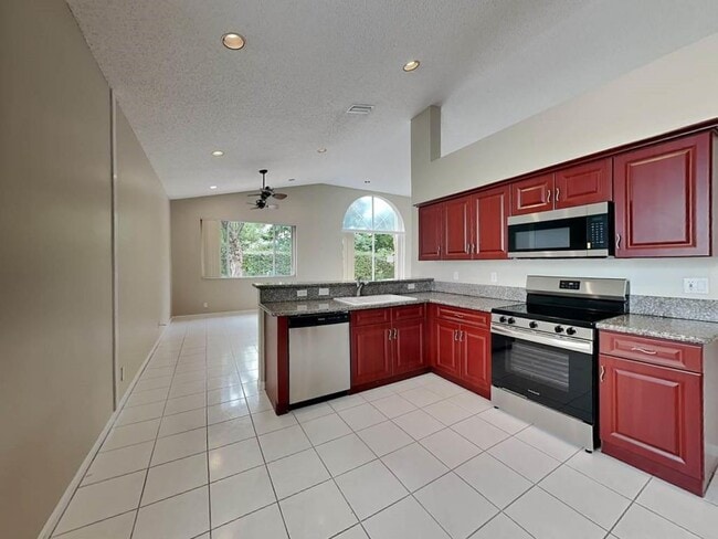 Primary Photo - 4095 NW 79th Ave