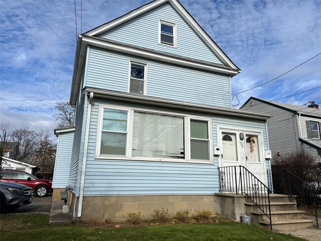 Building Photo - 106 Jackson Ave