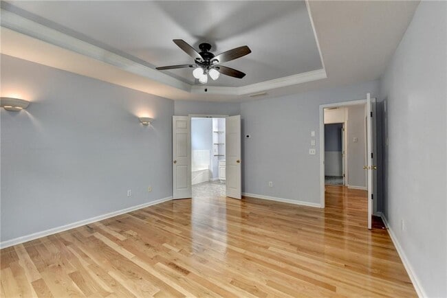 Building Photo - 2455 Kirkstone Dr